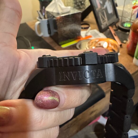 Invicta Model 24314 - Men's Watch Only worn once - Picture 4 of 7